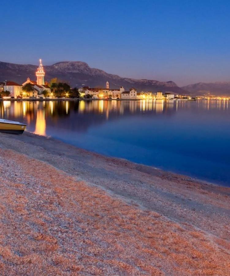 Stone House Lovric Apartment Kastela Bagian luar foto