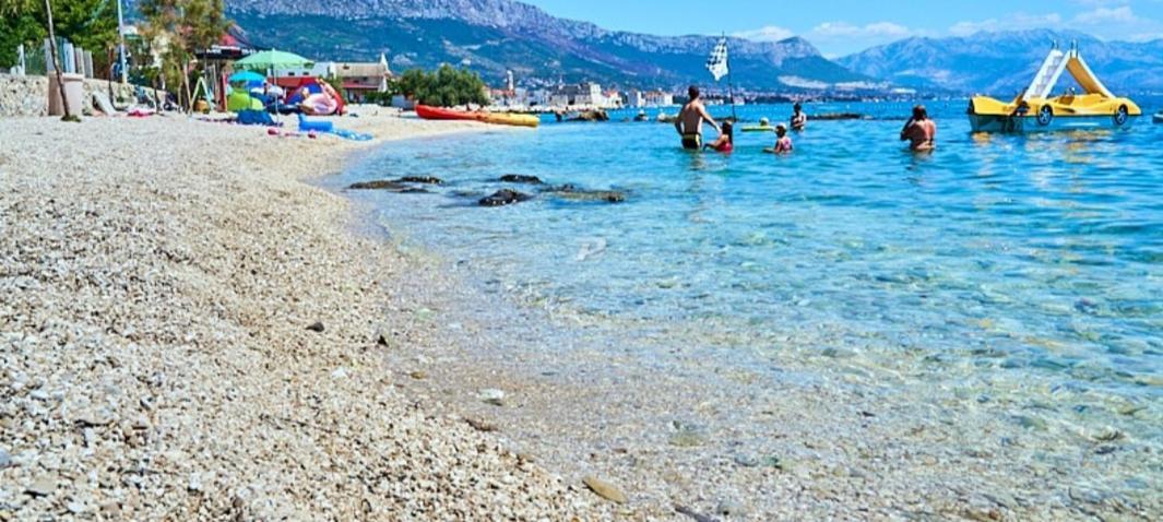 Stone House Lovric Apartment Kastela Bagian luar foto